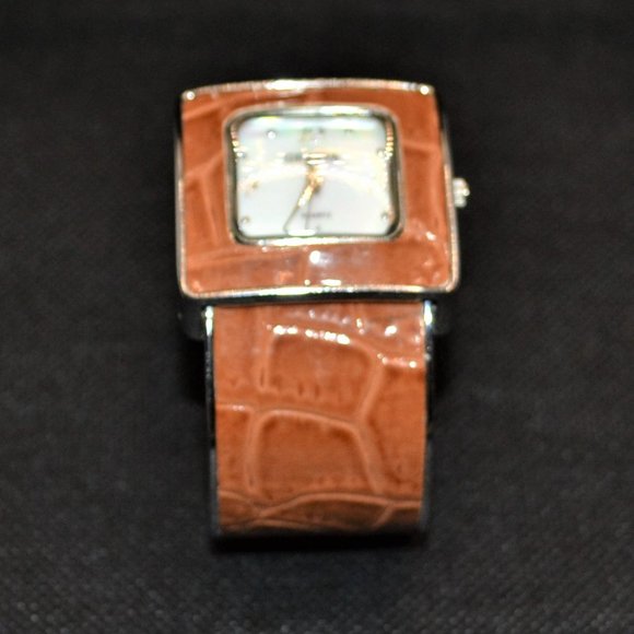 Ladies Geneva Cuff Style Wrist Watch - Picture 1 of 4